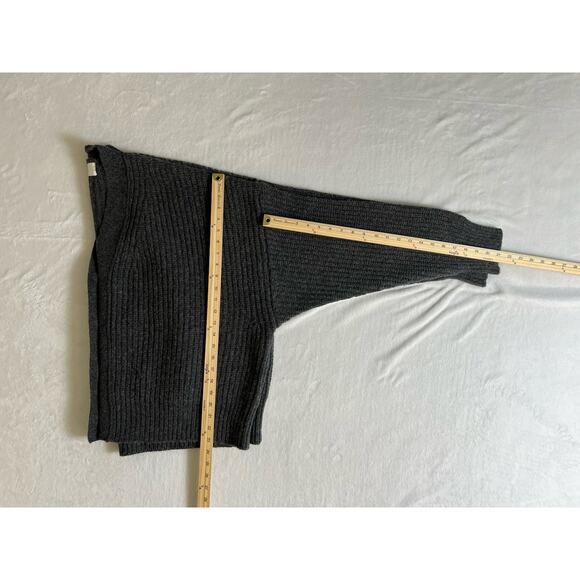 TUG Womens Wool Chunky Knit Ribbed Cardigan Sz OS Gray Oversized Minimal Capsule - Picture 8 of 9